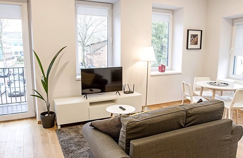 Old Town Apartment | Modern 1BD Old Town Apartment by Hostlovers