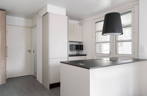 Hietalahti Apartment | Modern 1BR Apartment with Balcony at Helsinki City Centre