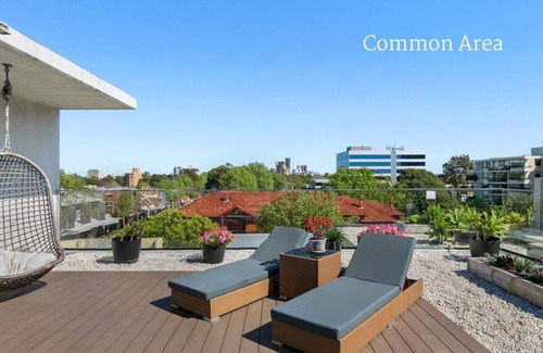 Neutral Bay Apartment | Modern 1BR in Neutral Bay, Near CBD & Transport