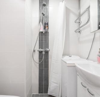 Jyvaskyla Apartment | Modern 1BR Retreat in the Heart of Jyväskylä