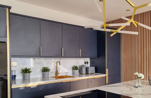 Manchester City Centre Apartment | Modern 2-Bed Penthouse with 23rd Floor Stunning View