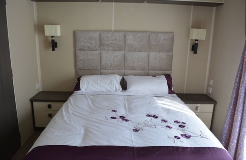 New Forest District Other | Modern 2 bedroom Lodge on the stunning Shorefield Country Park, Hampshire