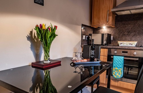 Marybank Apartment | Modern 2 Bedroom/Ground floor Flat in the centre of Beauly