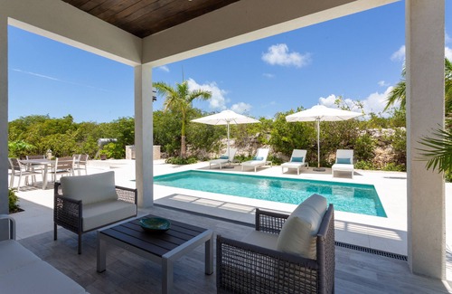 Ocean Point Villa | Modern 2 Bedroom Luxury Villa With Stunning Sea Views of Chalk Sound