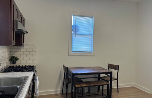 Indianapolis Apartment | Modern 2-bedroom with AC, WiFi near the Indianapolis Speedway!
