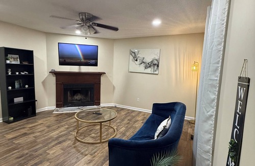 North Raleigh House | Modern 2BR, 2.5BA townhome with comfy bedding, sleek decor, comfort & cozy.