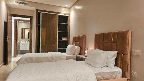 Casablanca Apartment | Modern 2BR, 2BA Apartment with Sunny Balcony & Walk-In Closet, Premium Stay in Maârif