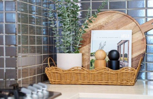 Southport Apartment | Modern 2BR Apartment in Southport Central