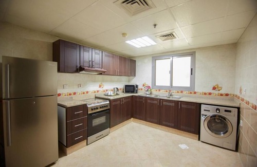 Al Muraqqabat Apartment | Modern 2BR + Maid Room Clock Tower Deira