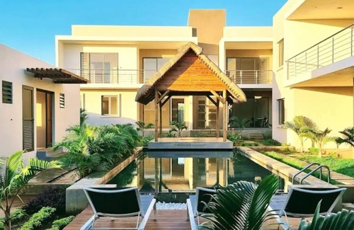 Flic-en-Flac Apartment | Modern 3 bed apartment with private rooftop