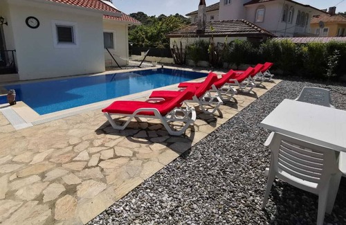 Dalyan City Center Villa | Modern 3 bed villa private pool family friendly