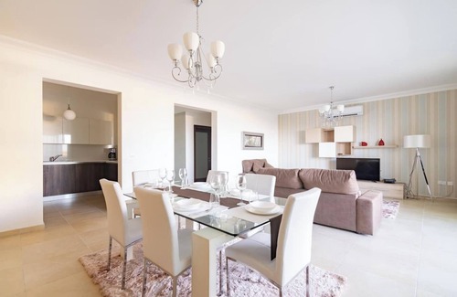 Sliema Apartment | ✨ Modern 3-bedroom ground floor apartment in Sliema’s award-winning Fort Cambridge 🌊. Luxury living, top location & just steps from the sea, shops & cafés ☕🛍️.