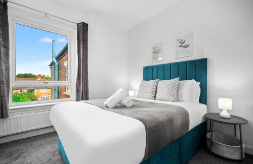 Acocks Green House | Modern 3 Bedroom House - Parking - Garden - Excellent Location - Top Rated - 181A
