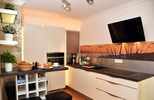 Zingst Apartment | Modern 3-room apartment directly behind the Baltic Sea dyke - Logierhaus Friedrich