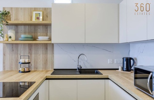 Santa Maria Estate Apartment | Modern 3BR APT with Private Terraces in Mellieha