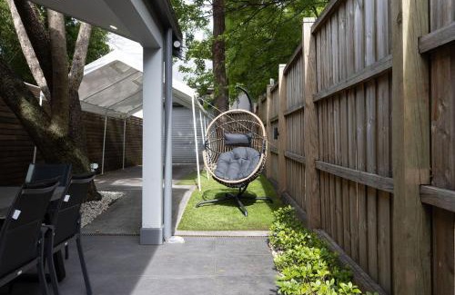 Glebe Apartment | Modern 3BR Glebe Home with Terrace & Garage for 8