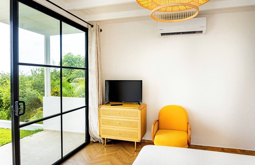 Ojochal House | Modern 3BR Villa w/Pool – Perfect for Groups