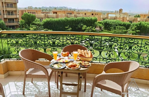Kirdasah Apartment | Modern 4 Rooms Stay - Close to Grand Egyptian Museum & Pyramids
