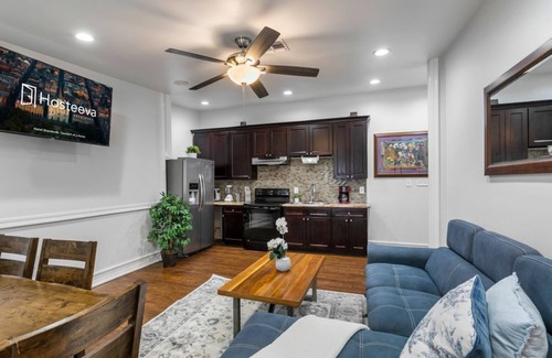 Faubourg Lafayette Condo | Modern 4BR Elegant Living - Downtown NOLA