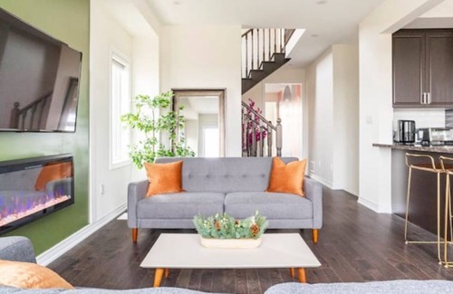 Pickering House | Modern 4BR Home in Pickering - Near Attractions! Toronto Zoo, Thermea Spa!