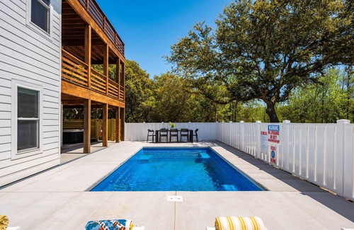 Carova Beach House | ​Modern 5 Bedroom Home with Pool, Hot Tub, Minutes To Beaches & Wild Horses​