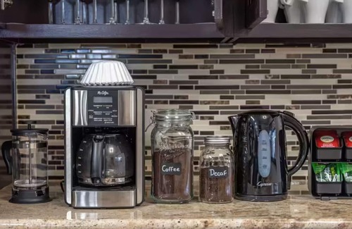 Murray House | Modern 5BR, Close to Skiing, DT SLC