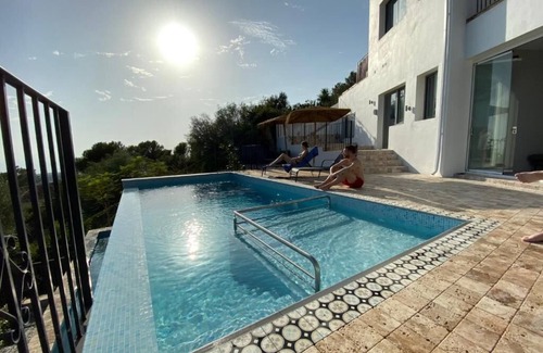 Marbella House | Modern 6-bedroom finca in Marbella with spectacular views