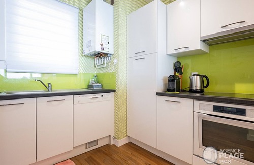 Les Sables d'Olonne Apartment | Modern 80m² apartment with wifi, dishwasher, balcony, and sea view