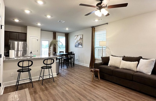 San Antonio House | 🤎Modern Alamo City Villa🤎
