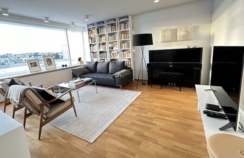 Haaleiti Apartment | Modern and centrally located 3bedr apartment in Reykjavik