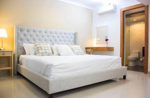 Bella Vista Apartment | Modern and centric Apartment with pool and gym at Downtown