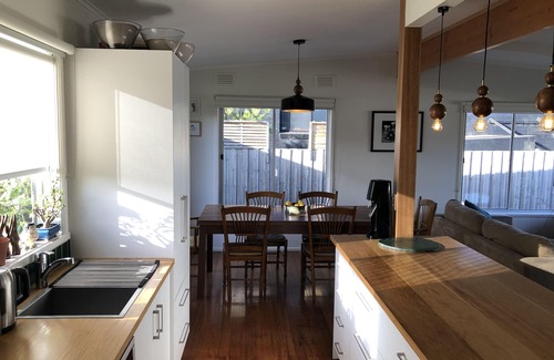 Barwon Heads House | Modern and comfortable coastal home - Great location - Sleeps 8