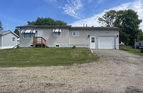Sandy Lake House | Modern and cozy cabin on the edge of beautiful Sandy Lake, Manitoba.