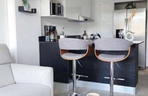Zona 16 Apartment | Modern and Comfortable Apartment In front of Cayala