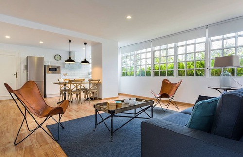 Santa Catalina Apartment | Modern and Spacious Loft in a Tranquil Location. San Leandro