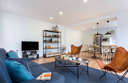 Santa Catalina Apartment | Modern and Spacious Loft in a Tranquil Location. San Leandro