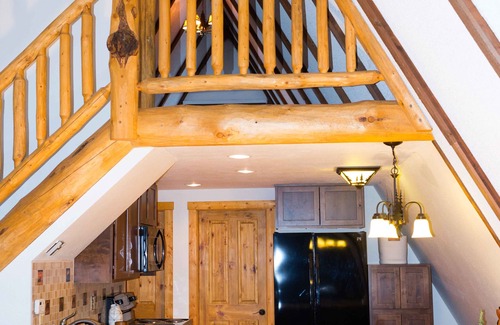Grand Lake Ski Chalet | Modern and updated! Whole house near Rocky Mountain National Park