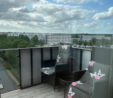 Vallensbæk Strand Apartment | Modern Apartment by Beach and Metro