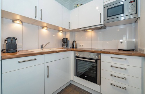 Westerland Apartment | Modern apartment for 2 people with balcony and parking space right on the beach