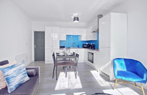 Bedford Apartment | Modern Apartment, Free Parking, Smart TV, Sofa Bed