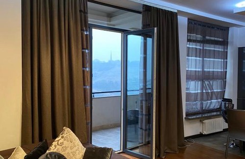 Kentron Apartment | Modern apartment fully furnished