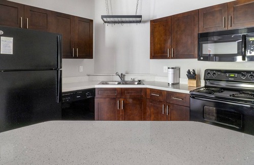 Johns Island Apartment | Modern Apartment in Prime Location (ID2000X71)