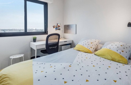 Merignac Apartment | Modern apartment in Bordeaux - W274