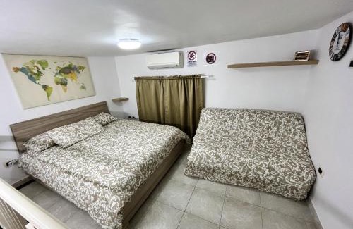 Naples City Centre Apartment | Modern Apartment in Napoli, Balcony