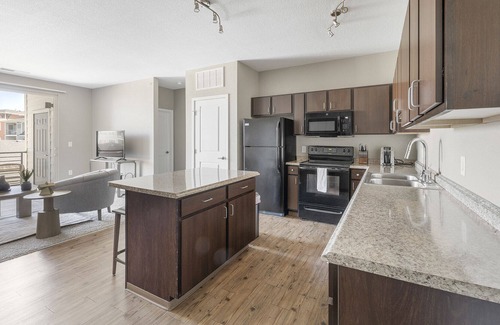 Lafayette Apartment | Modern Apartment in Prime Location (ID3506X55)