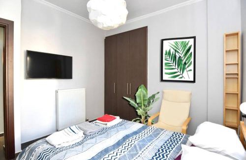 Larissa Apartment | Modern apartment in the heart of the city