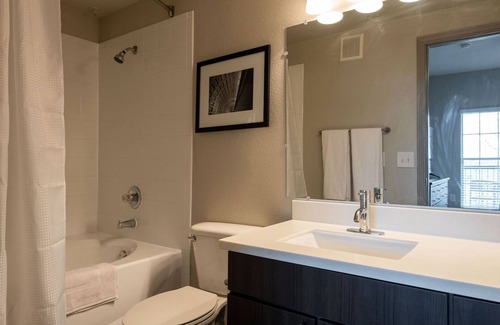 Cedar Park Apartment | Modern Apartment in Prime Location (ID2796X70)
