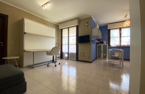 Vercelli Apartment | Modern apartment in Vercelli 50 m² with balcony