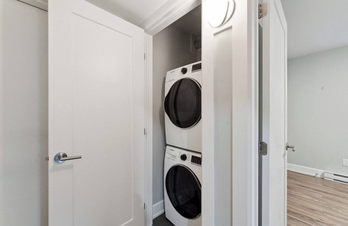 Westboro Apartment | Modern Apartment in Westboro Beach.