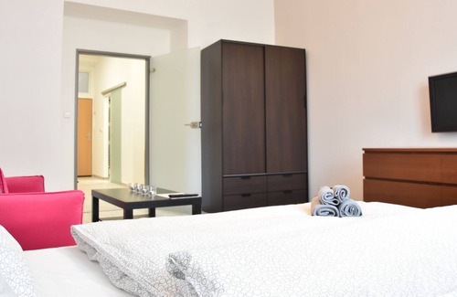 Prague 7 Apartment | Modern apartment Letná - Few Minutes To Old Town